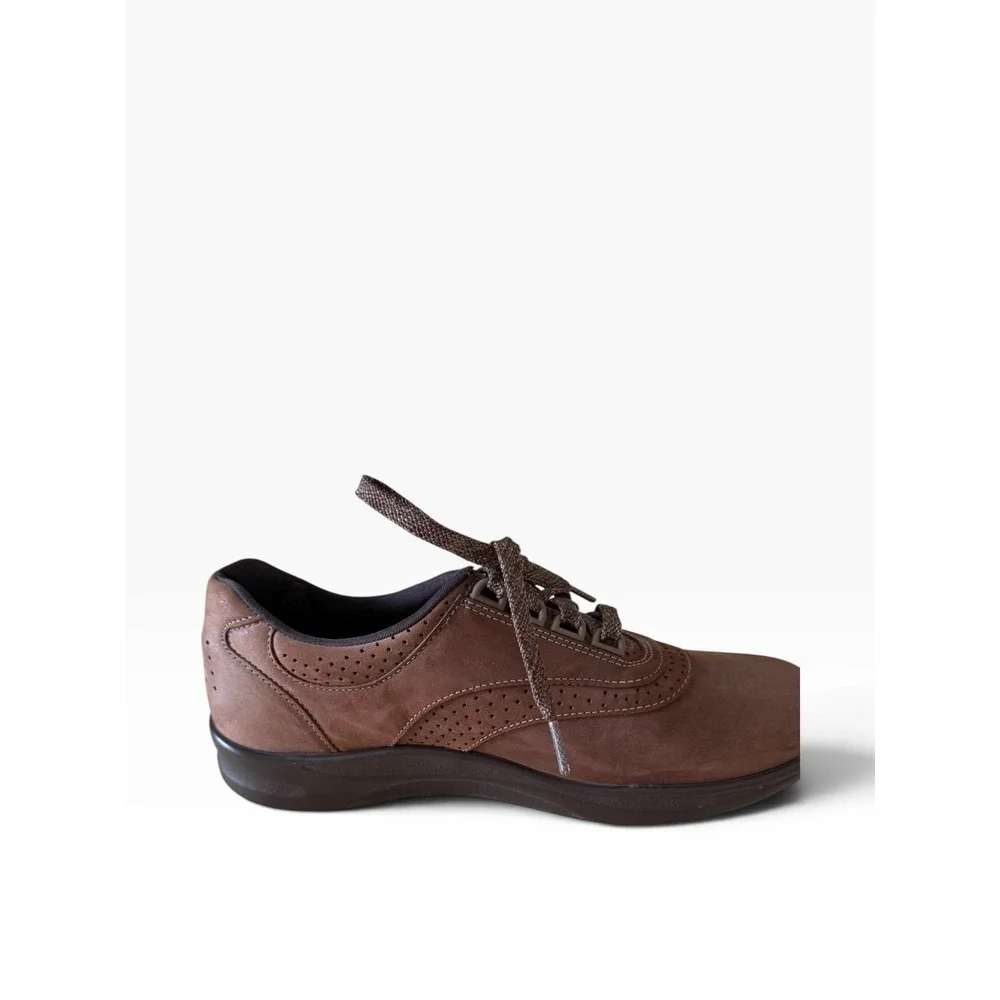 SAS Women's Walk Easy Size 8.5 Chocolate Walking Shoes